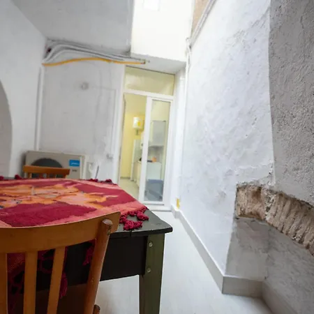 Le 4 Stagioni-nelcuoredicorleone Apartment